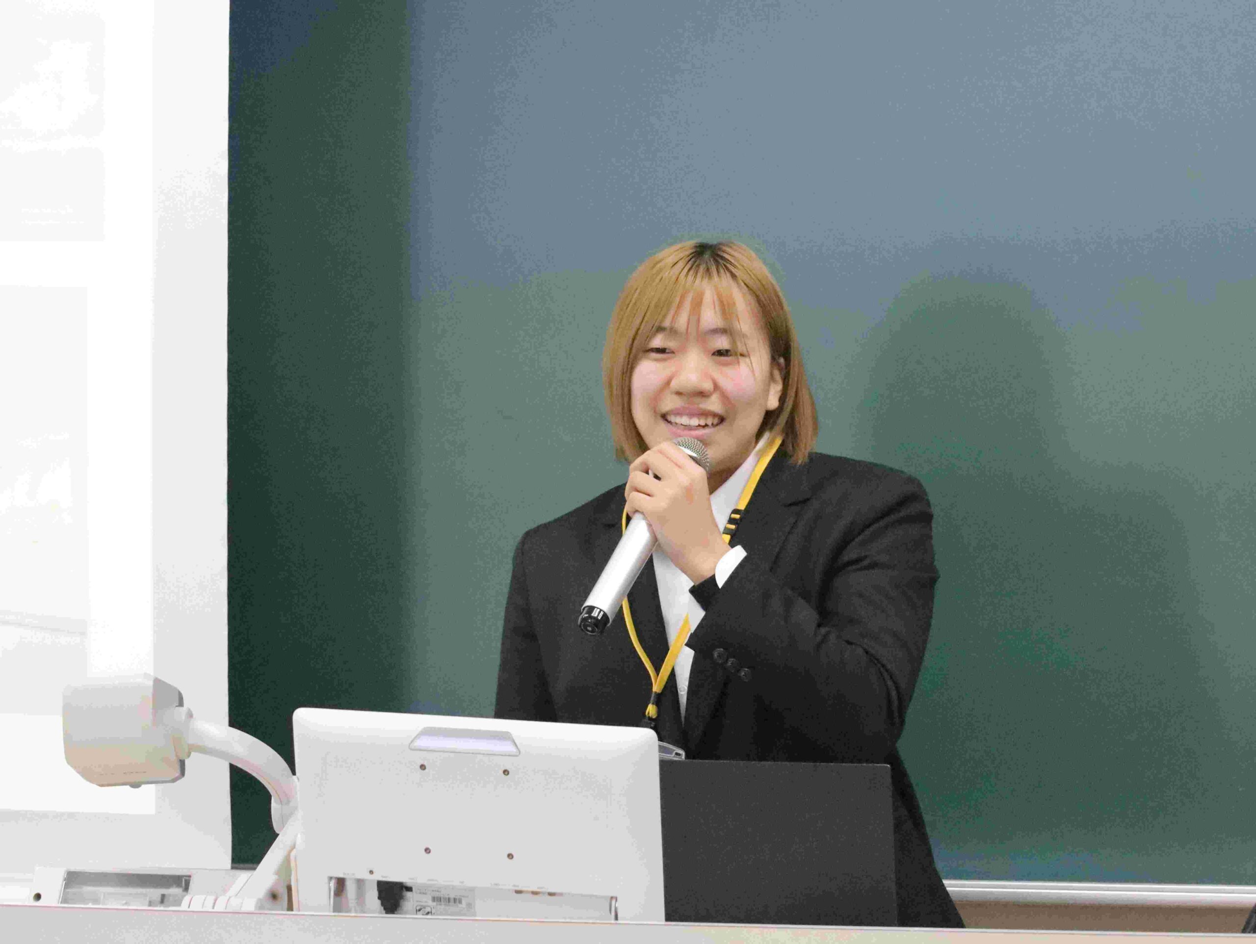 宇津木美都さん（京都文教）＝大学院進学
