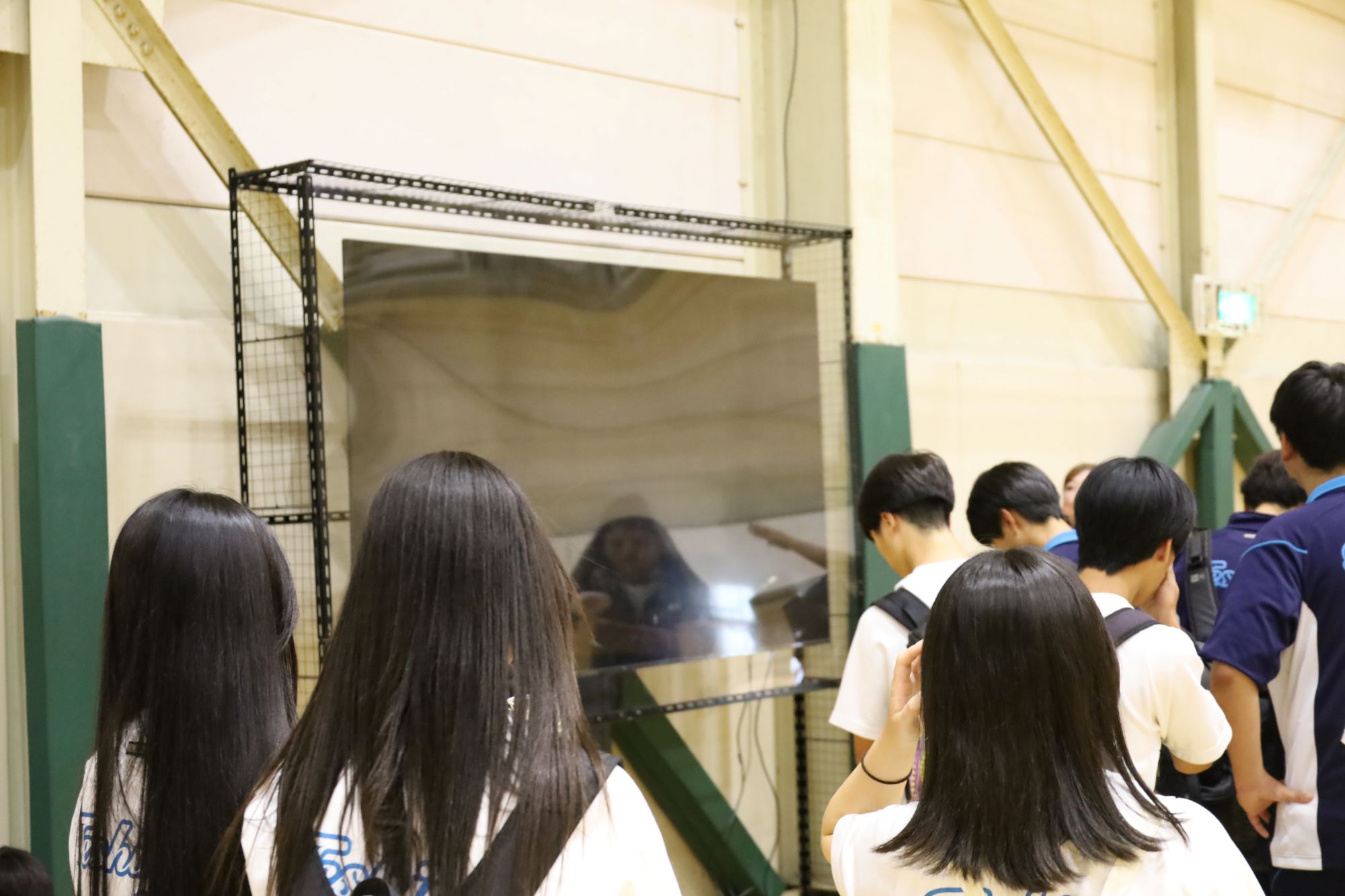 第4体育館(バレーボール)に設置されているモニター ボールの軌跡をリアルタイムで確認できる
